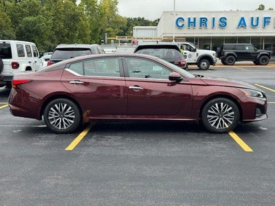 2023 Nissan Altima 2.5 SV 4DR Sedan