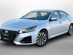 2023 Altima Thumbnail 13