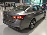 2024 Altima Thumbnail 8