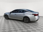2024 Altima Thumbnail 6