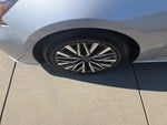 2024 Altima Thumbnail 9