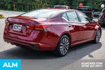 2024 Altima Thumbnail 6