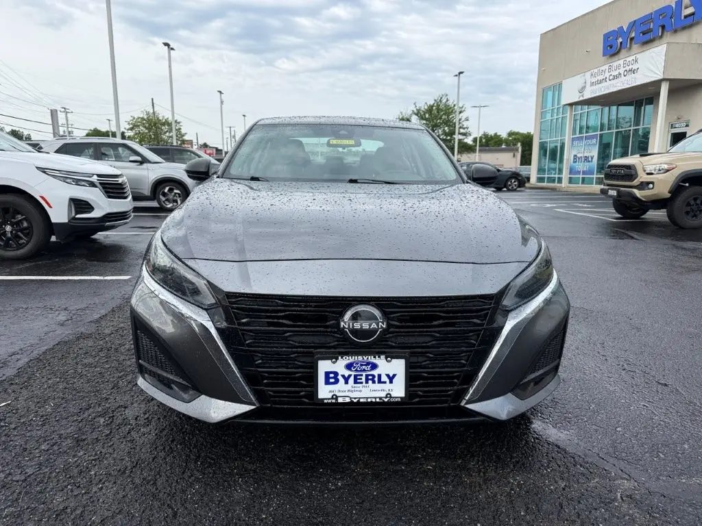 2024 Nissan Altima - $18,998
