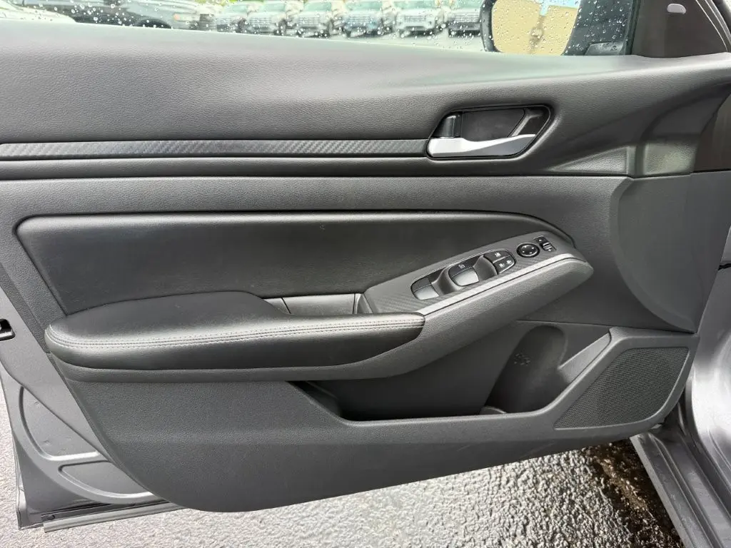 2024 Nissan Altima - $18,998