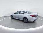 2024 Altima Thumbnail 6