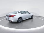2024 Altima Thumbnail 8