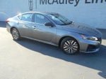2024 Altima Thumbnail 2