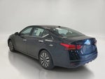 2025 Altima Thumbnail 5