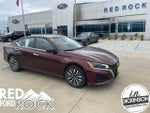 2025 Altima Thumbnail 1