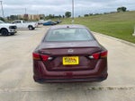 2025 Altima Thumbnail 3