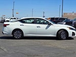 2025 Altima Thumbnail 3