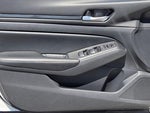 2025 Altima Thumbnail 15