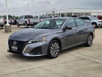 2025 Altima Thumbnail 7