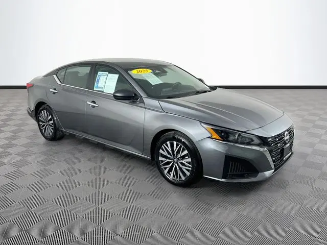 2025 Nissan Altima