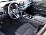2025 Altima Thumbnail 3