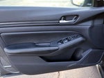 2025 Altima Thumbnail 23