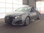 2025 Altima Thumbnail 1