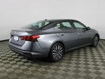 2025 Altima Thumbnail 5