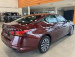 2025 Altima Thumbnail 5