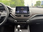 2025 Altima Thumbnail 17