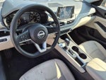 2025 Altima Thumbnail 12