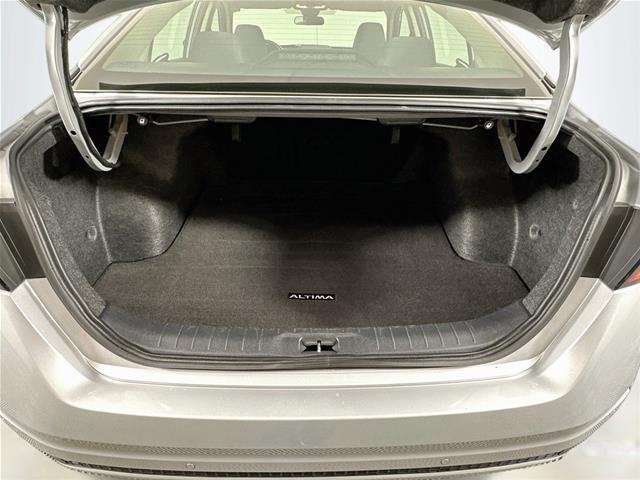 2025 Nissan Altima - $18,900