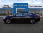 2025 Altima Thumbnail 4