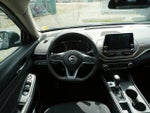2025 Altima Thumbnail 22
