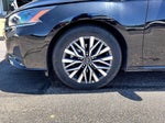2025 Altima Thumbnail 4