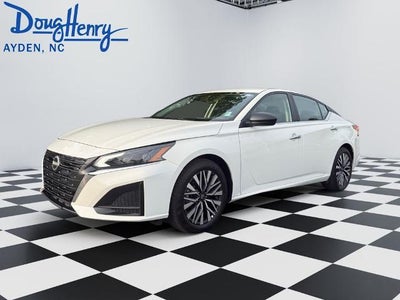 Photo of a 2025 Nissan Altima 2.5 SV 4DR Sedan for sale