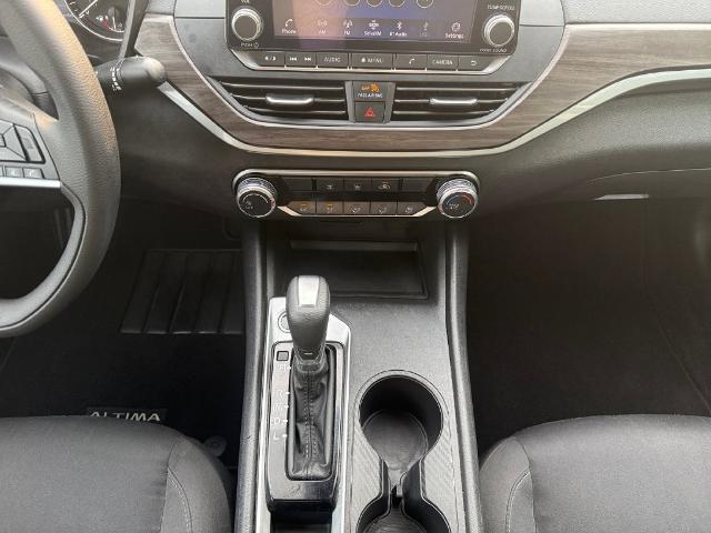 2025 Nissan Altima - $20,000