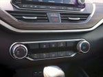 2025 Altima Thumbnail 33
