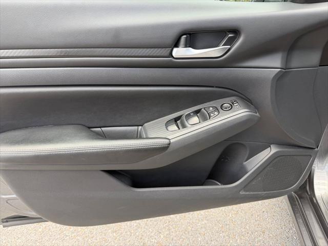 2025 Nissan Altima - $22,999