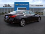 2025 Altima Thumbnail 7