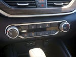 2025 Altima Thumbnail 30