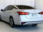 2022 Altima Thumbnail 9
