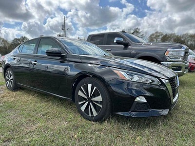 Photo of a 2022 Nissan Altima 2.5 SV 4DR Sedan for sale