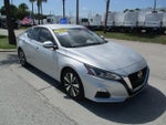 2022 Altima Thumbnail 1