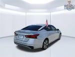 2022 Altima Thumbnail 11