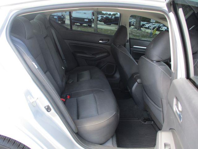 2022 Nissan Altima - $15,595