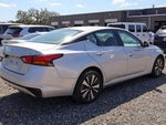 2022 Altima Thumbnail 3