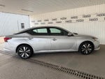 2022 Altima Thumbnail 20
