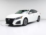 2023 Altima Thumbnail 4