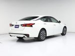 2023 Altima Thumbnail 8