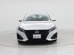 2023 Altima Thumbnail 5