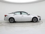 2023 Altima Thumbnail 7