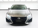 2023 Altima Thumbnail 2
