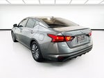 2023 Altima Thumbnail 6