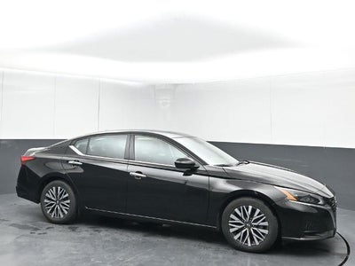Photo of a 2023 Nissan Altima 2.5 SV 4DR Sedan for sale