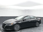2023 Altima Thumbnail 4